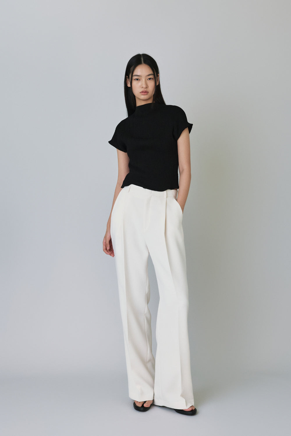 25 Edition spring one tuck pants ivory