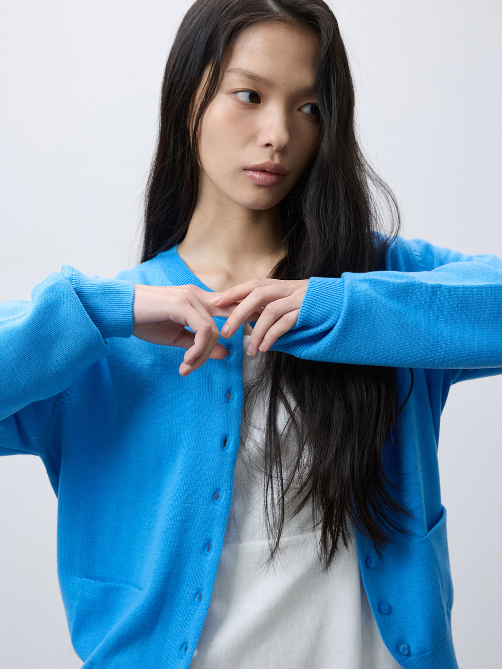Merino wool round neck cardigan