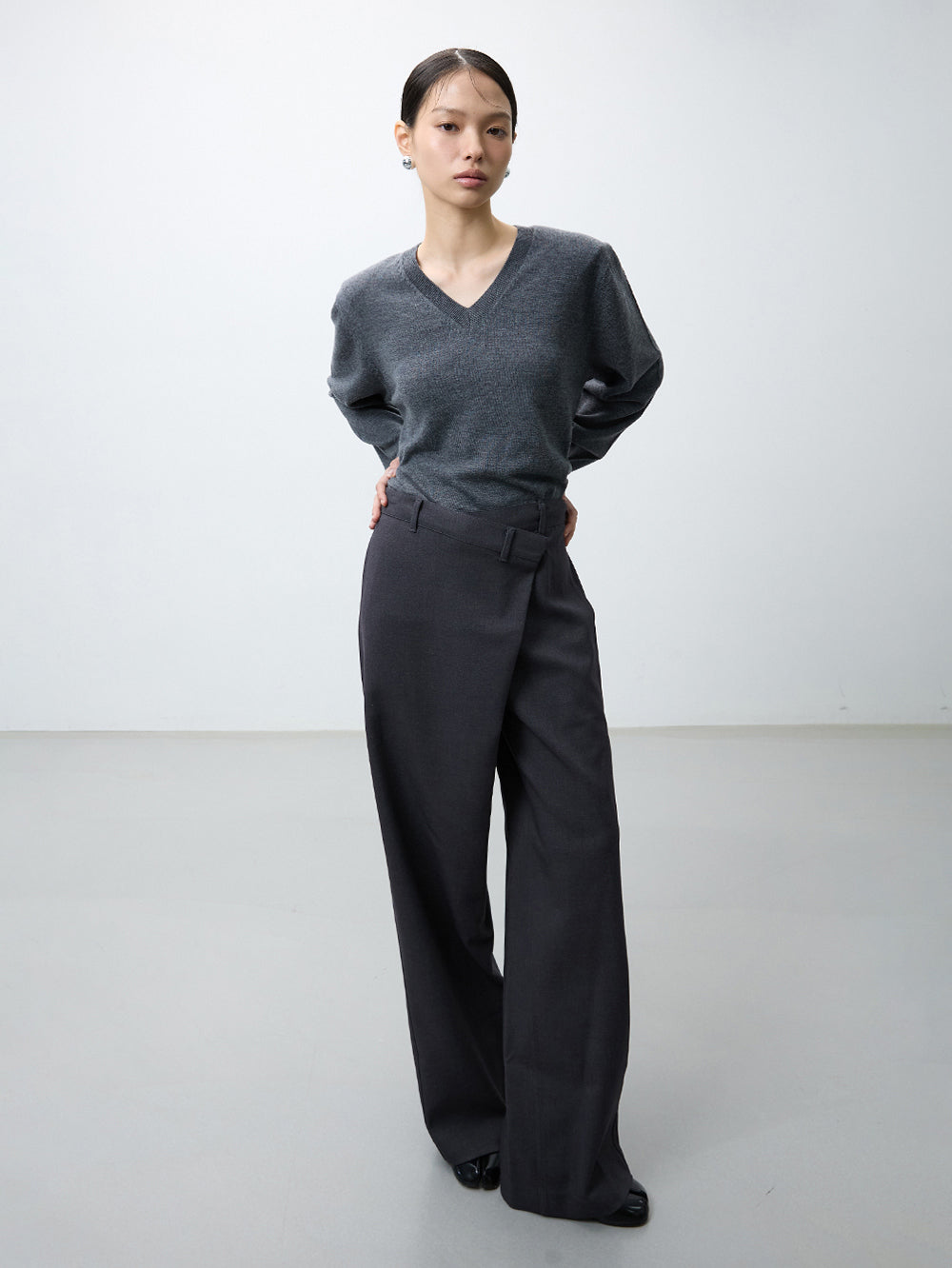 Merino wool v-neck jumper