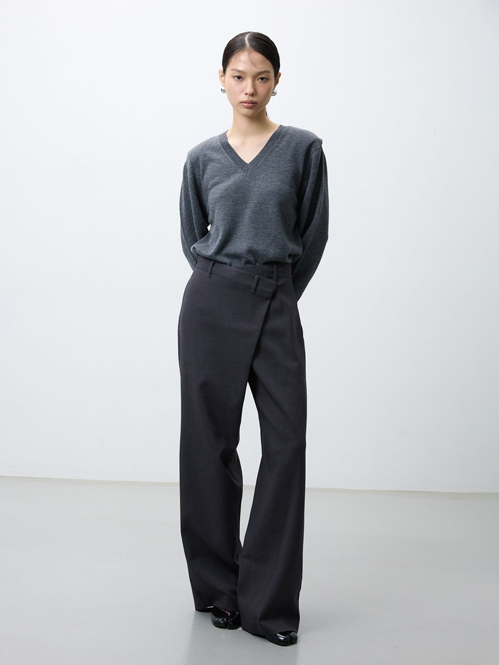 Merino wool v-neck jumper