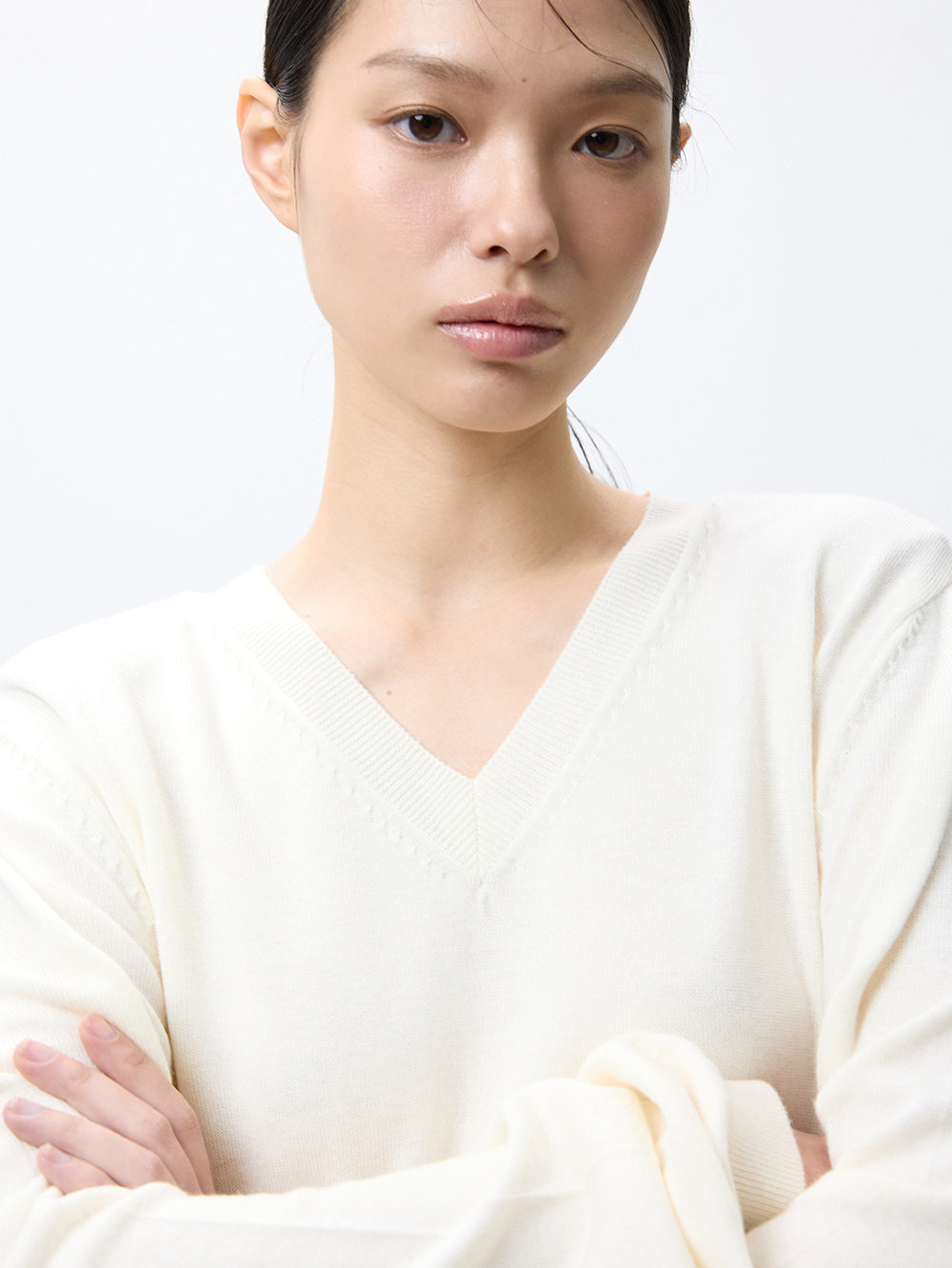 Merino wool v-neck jumper