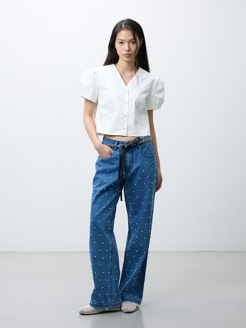 Pearl studs denim pants