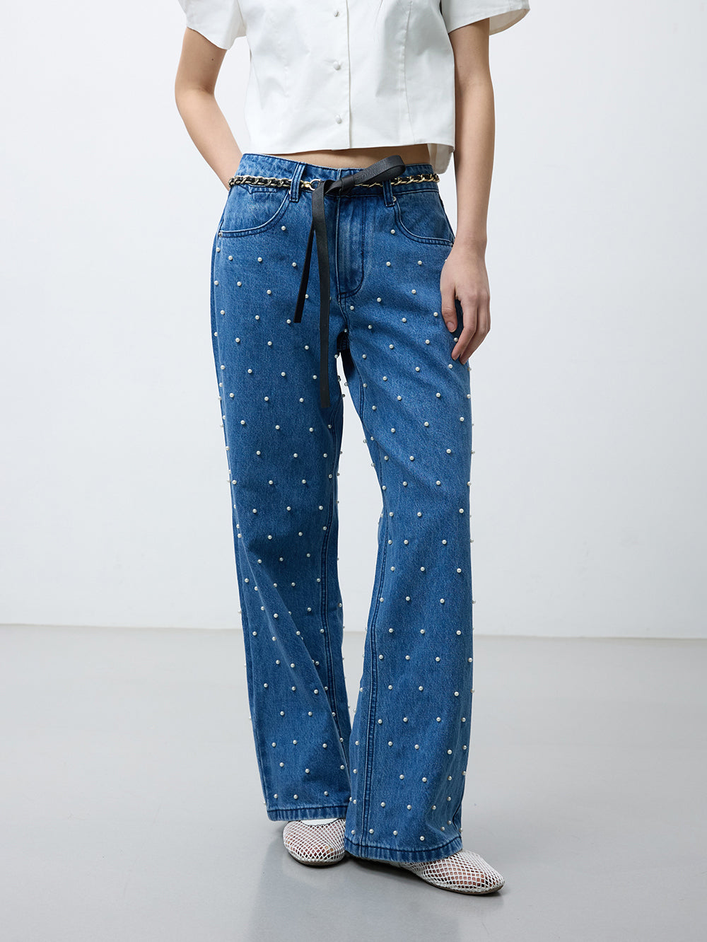 Pearl studs denim pants