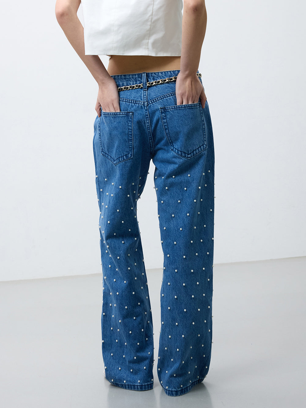 Pearl studs denim pants