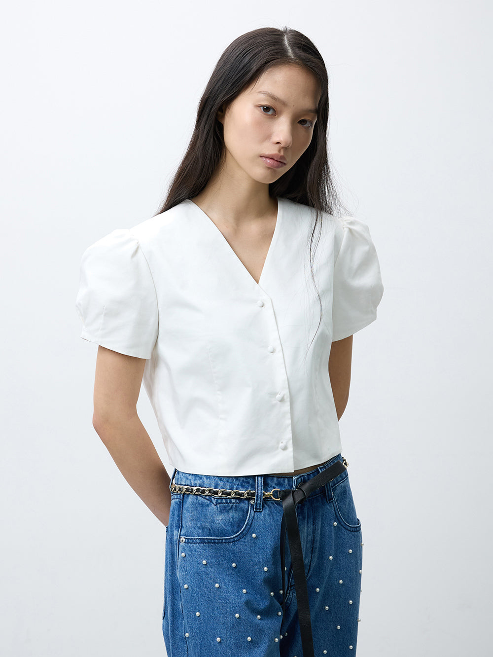 Pearl studs denim pants