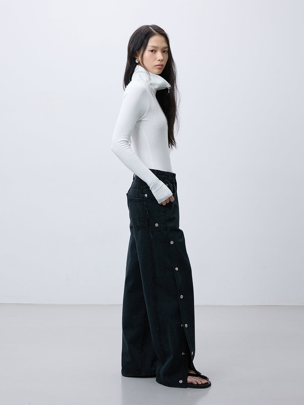 Black dot jeans