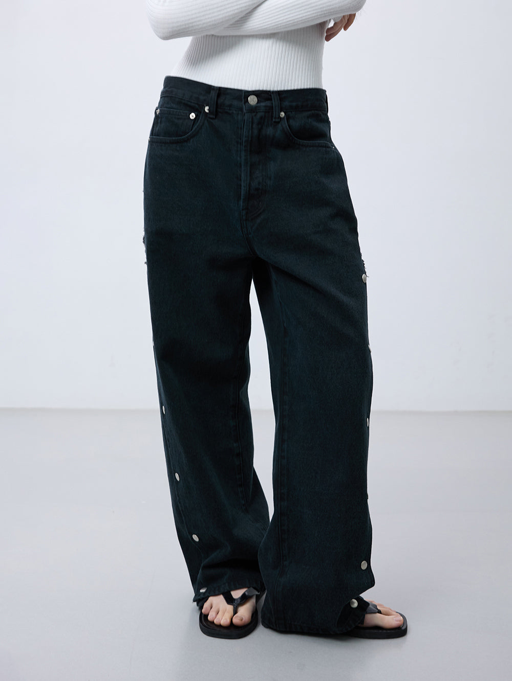Black dot jeans