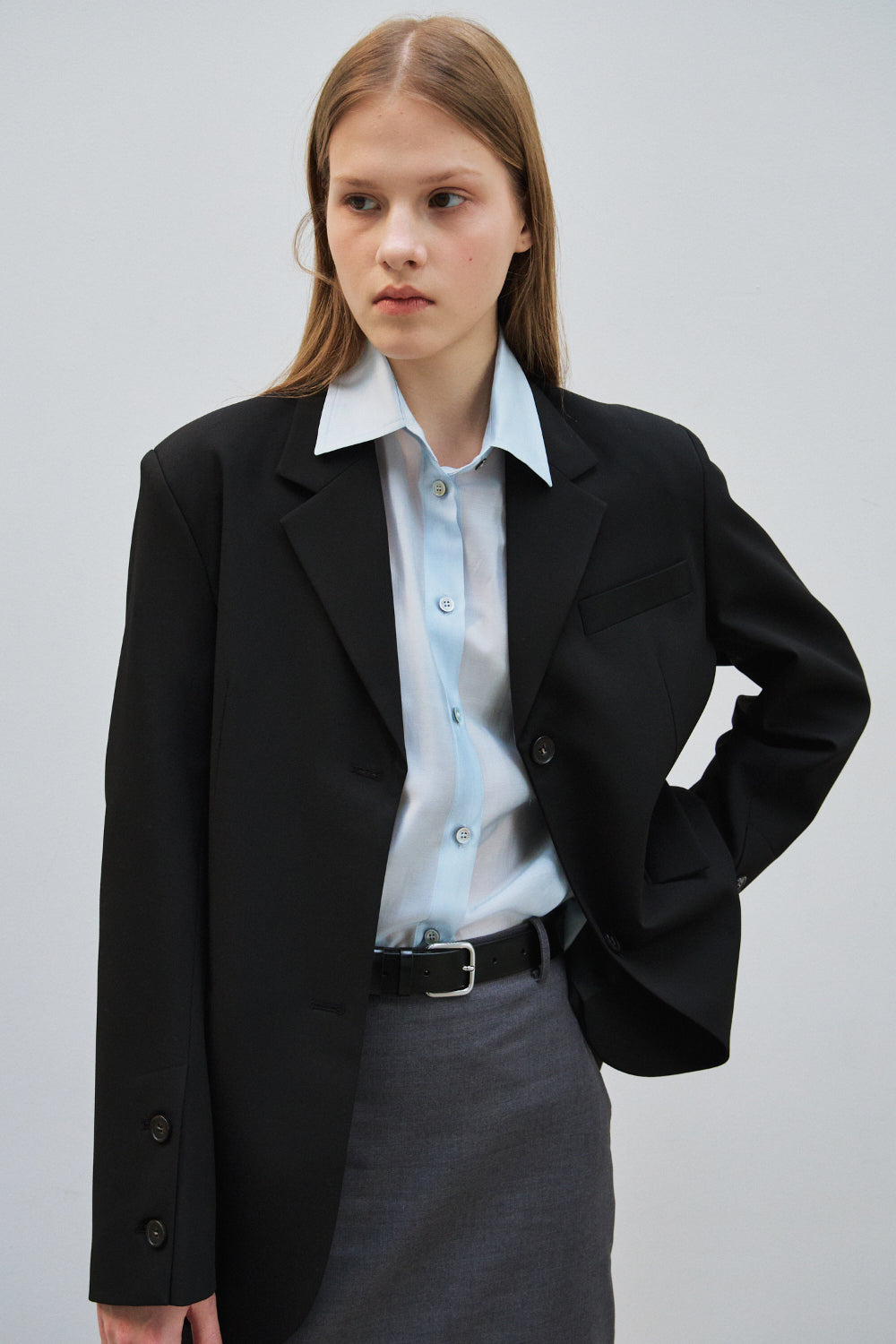 Sleeve button jacket