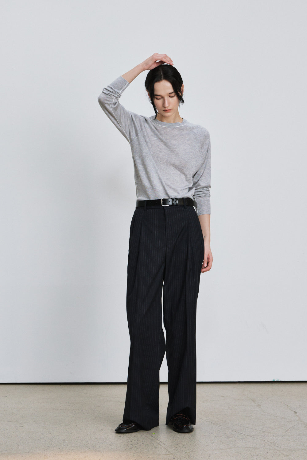 Stripe pocket one tuck pants