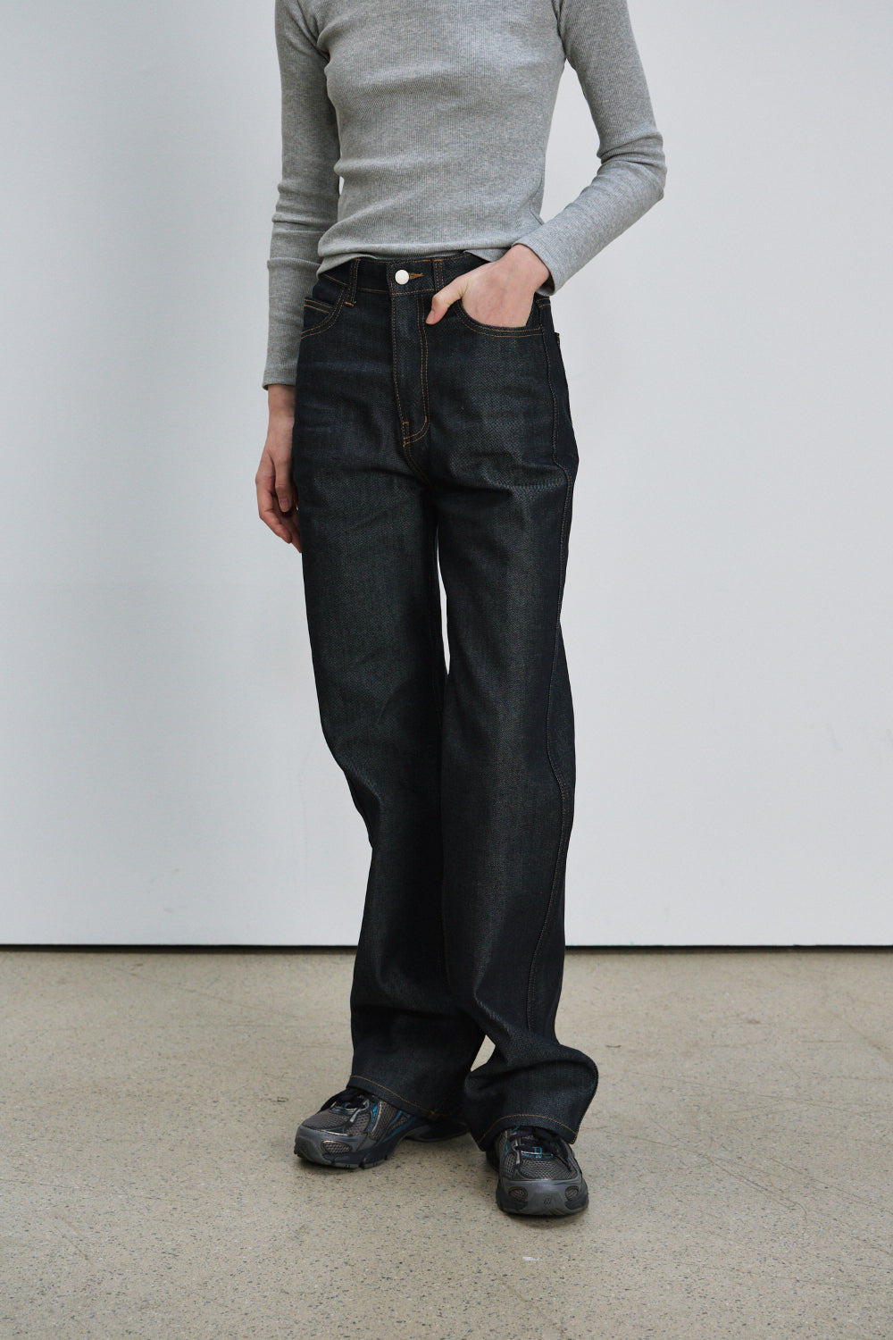 Tani non fade denim