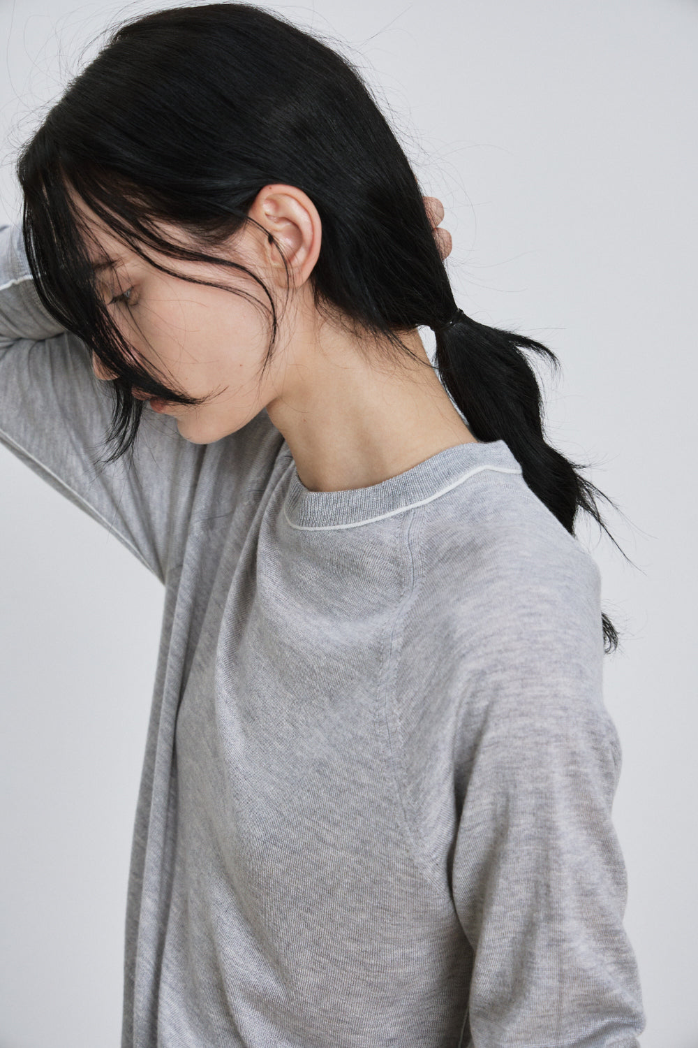 Two tone silky round knit