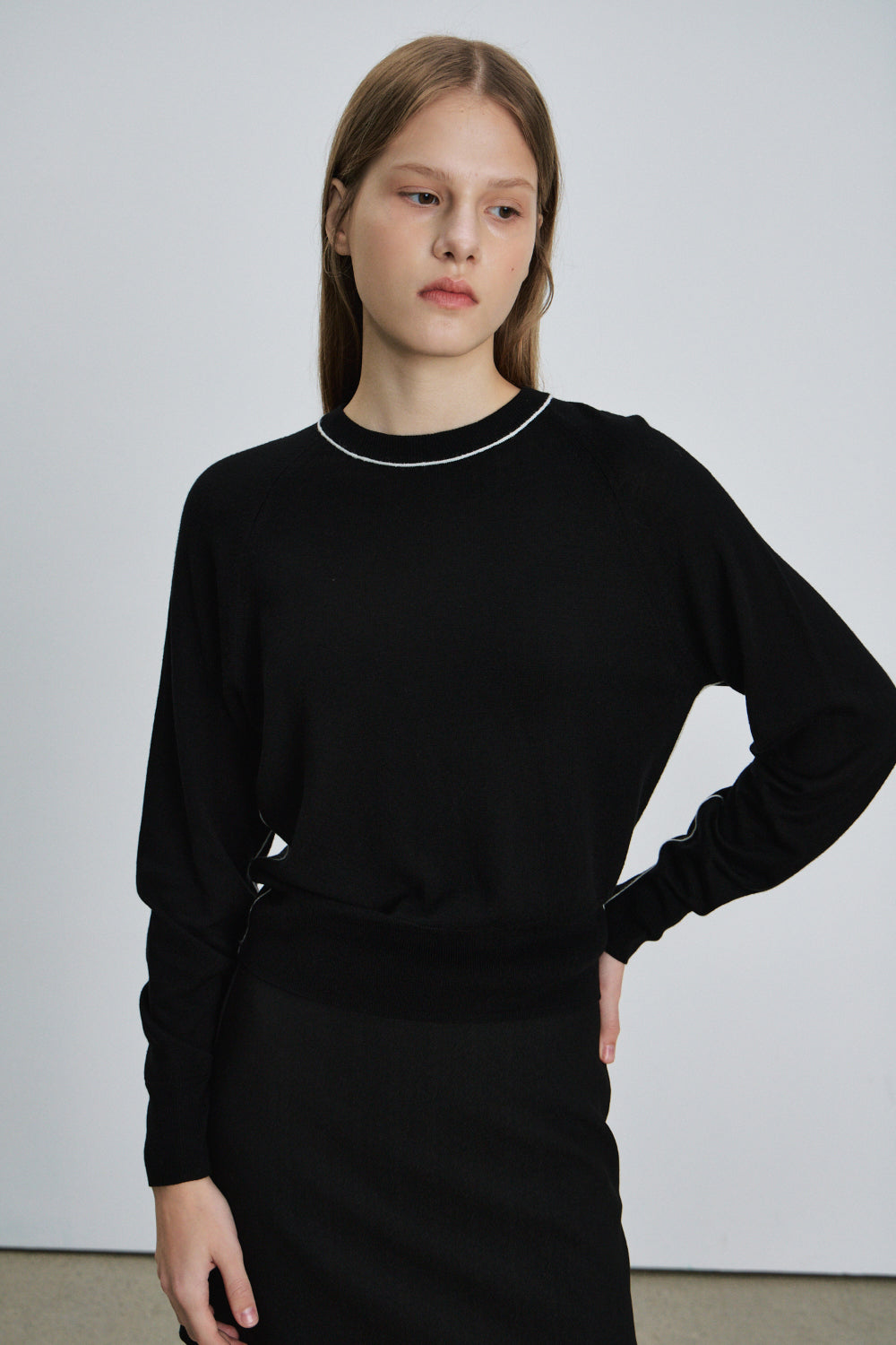 Two tone silky round knit