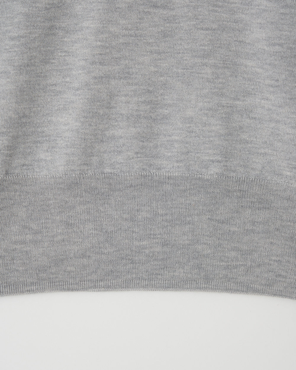 Two tone silky round knit