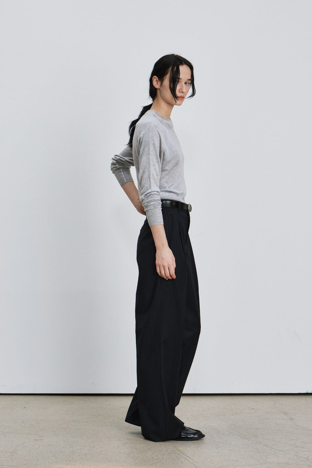 Two tone silky round knit