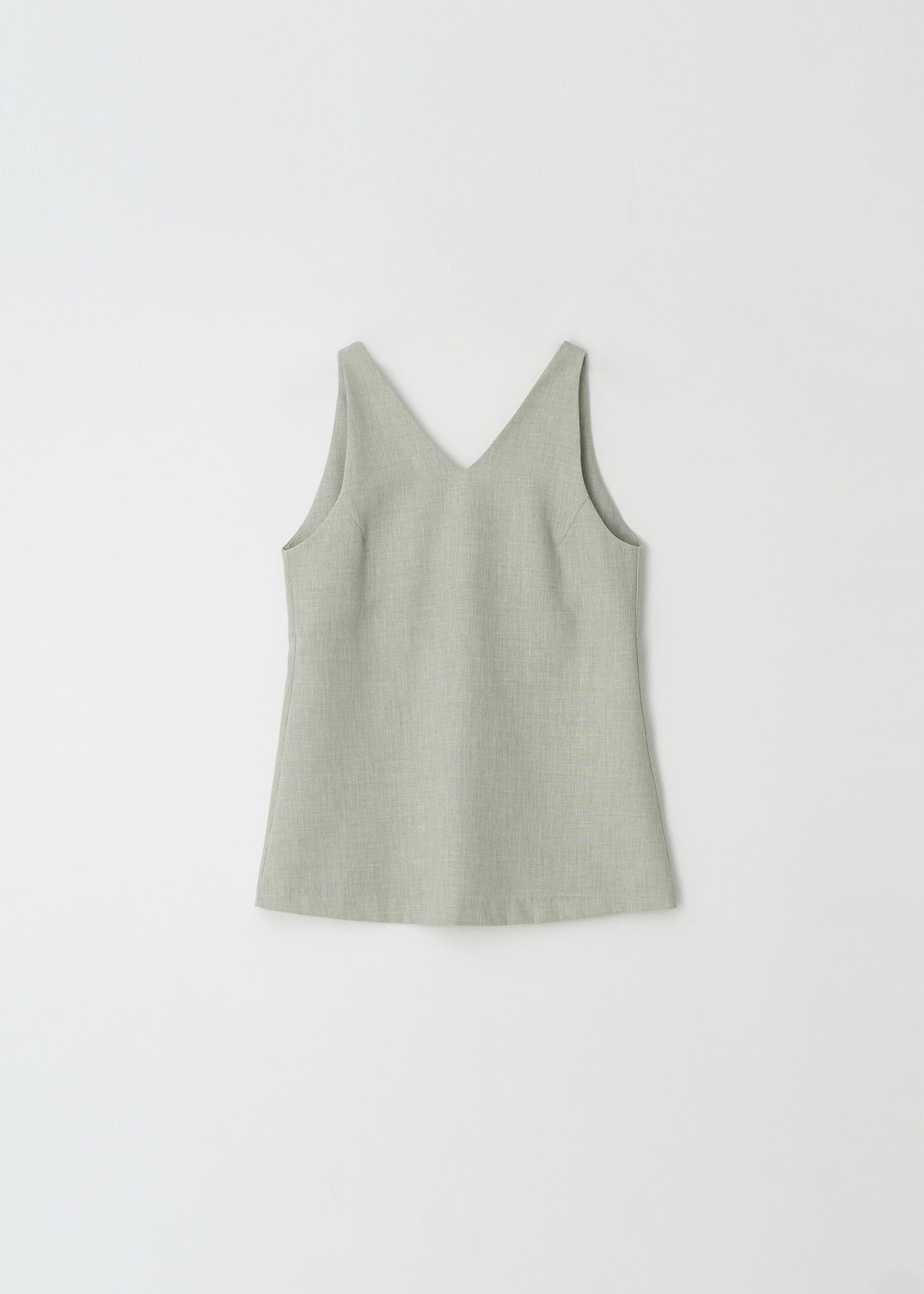 V-neck sleeveless blouse