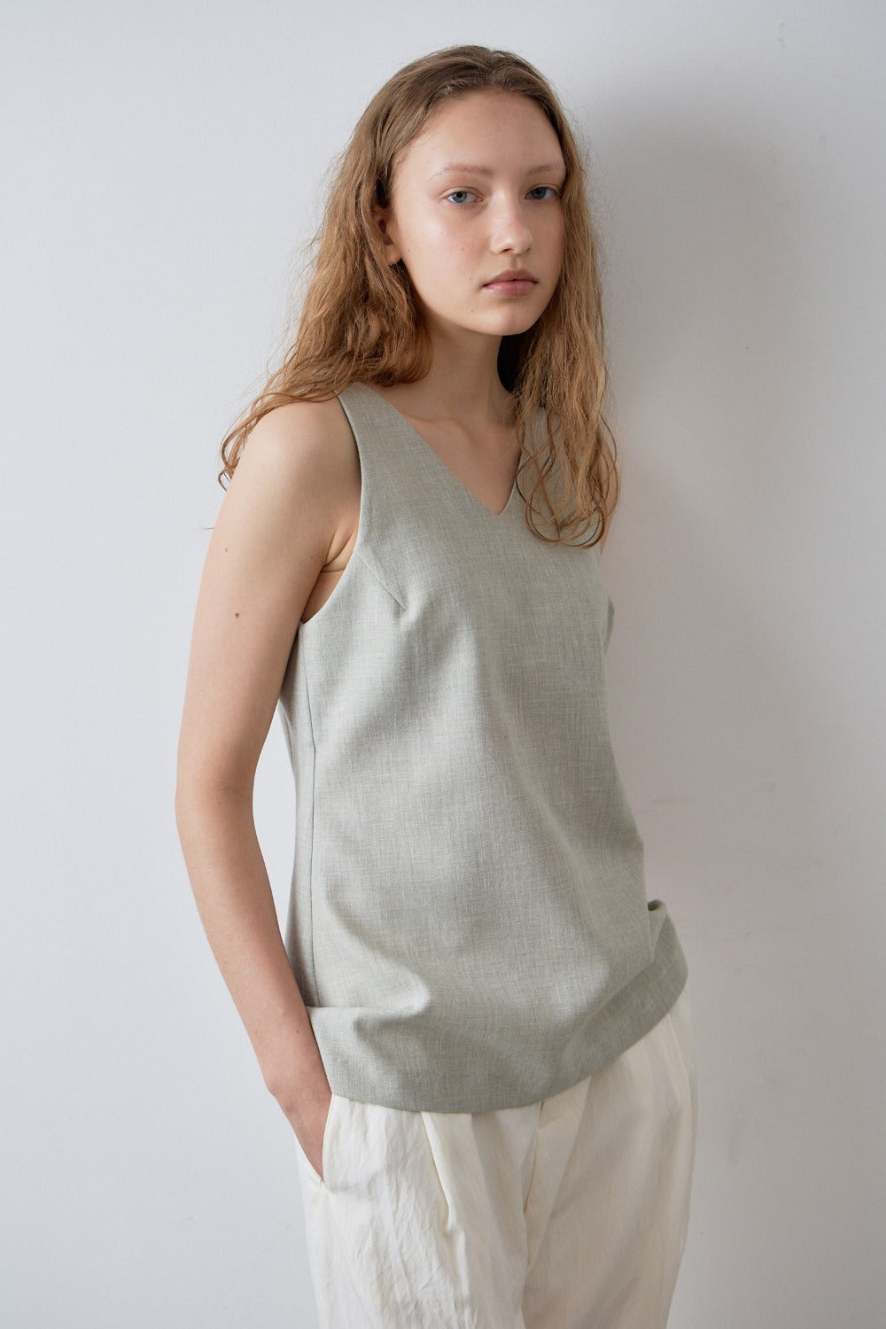 V-neck sleeveless blouse