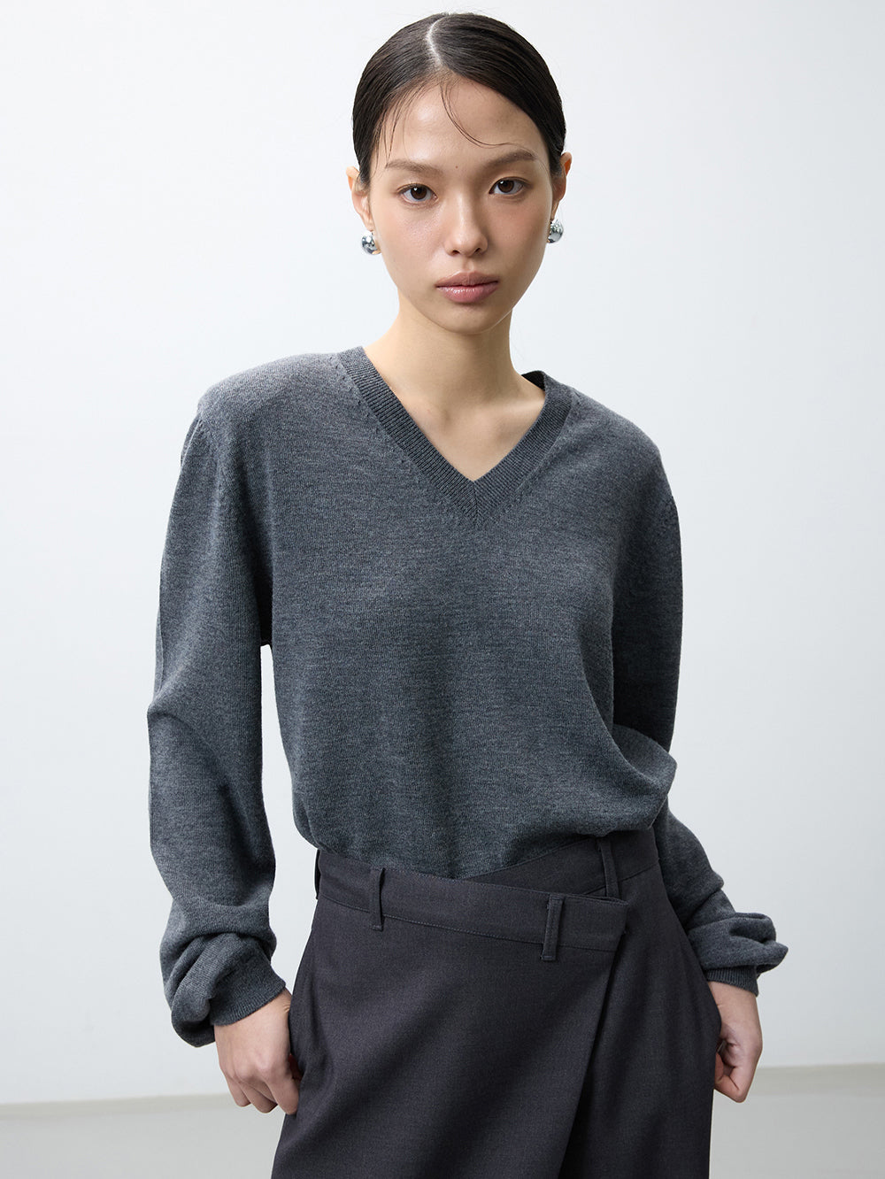 Merino wool v-neck jumper