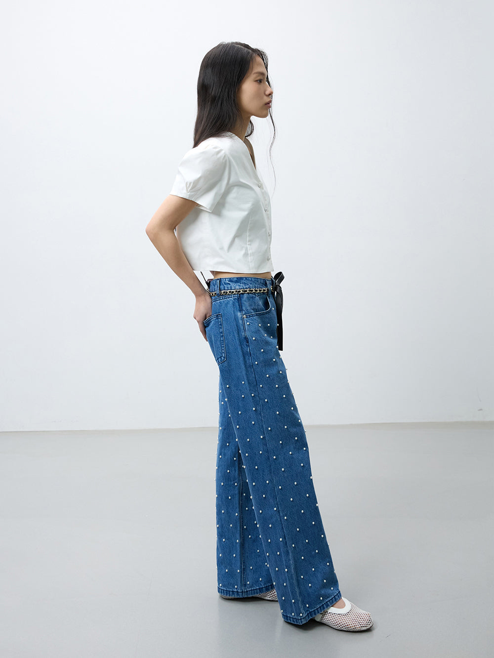 Pearl studs denim pants
