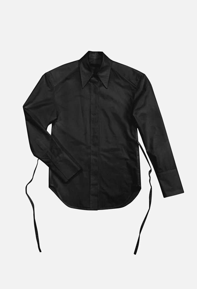 Shoulder padded slim shirt
