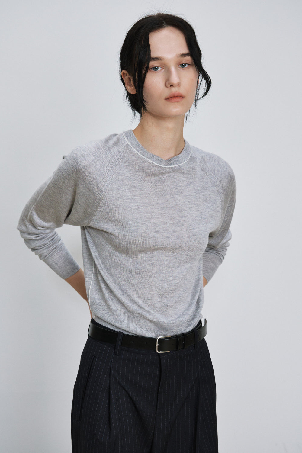 Two tone silky round knit